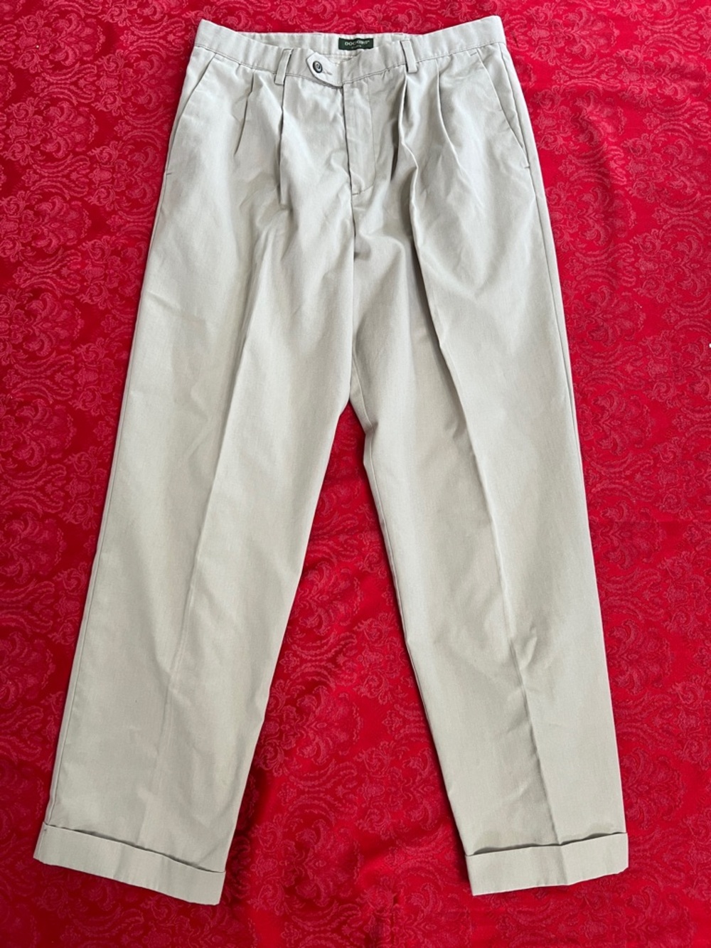 Dockers Men’s Pleated Chino Pants 34x32 Light Khaki Cuffed Classic Fit